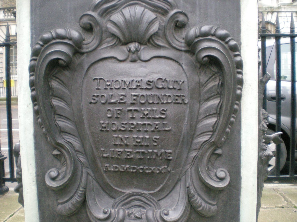 Thomas Guy's monument, Guy's Hospital, London - 04 by Sarah Rizeq.JPG